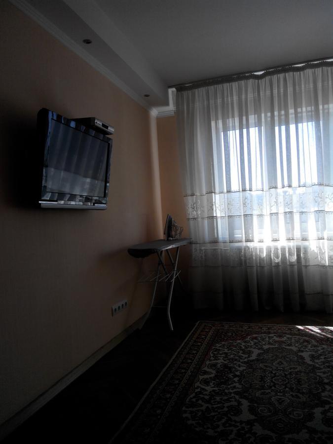 Comfortable Flat Near The Dnieper River In เคียฟ ภายนอก รูปภาพ